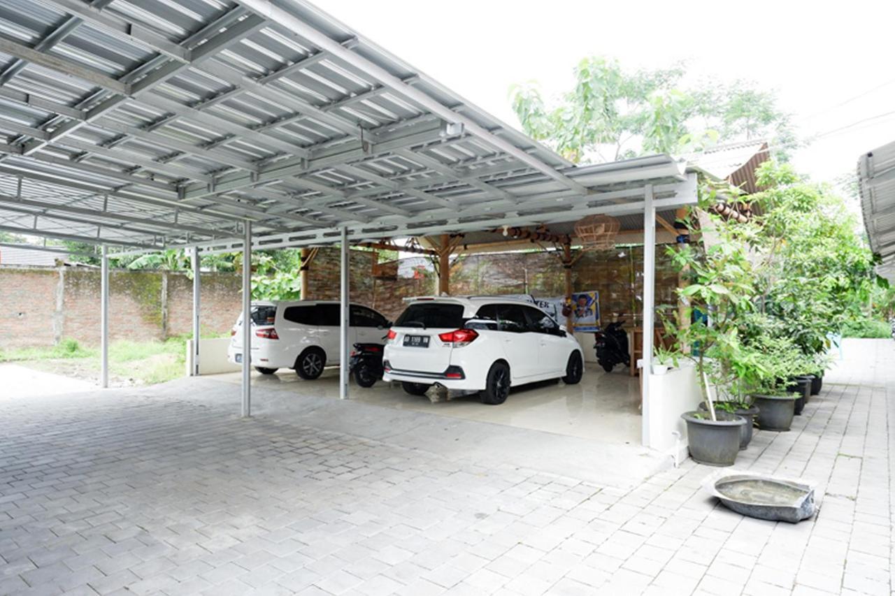 Reddoorz Near Sleman Hall 3 Hotel 2*